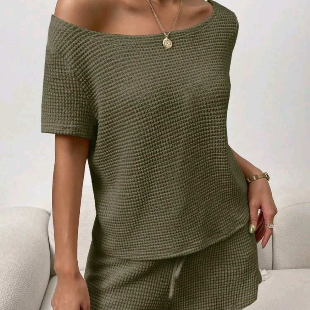 Unity Solid Waffle Knit Tee & Tie Front Shorts